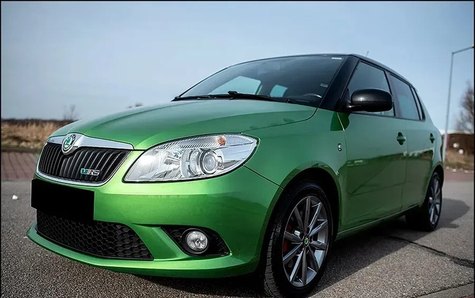 Skoda Fabia cena 29999 przebieg: 153300, rok produkcji 2011 z Ustrzyki Dolne małe 781